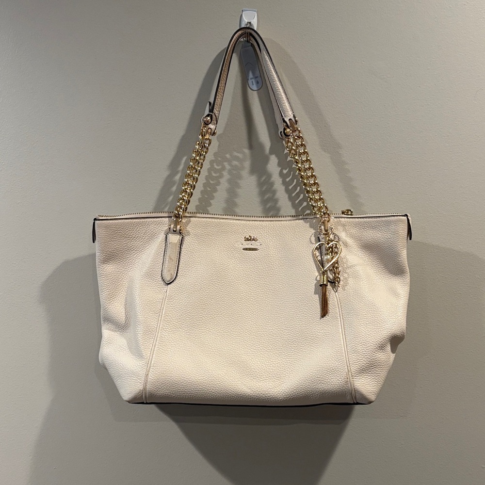 Coach Ava Chain Tote in chalk. Missing gold name hardware.